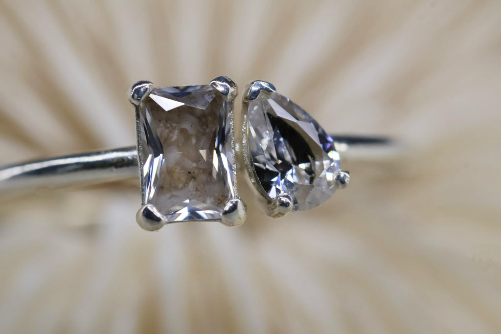 Toi et Moi Cremation Ashes and Fur/Hair Keepsake Ring
