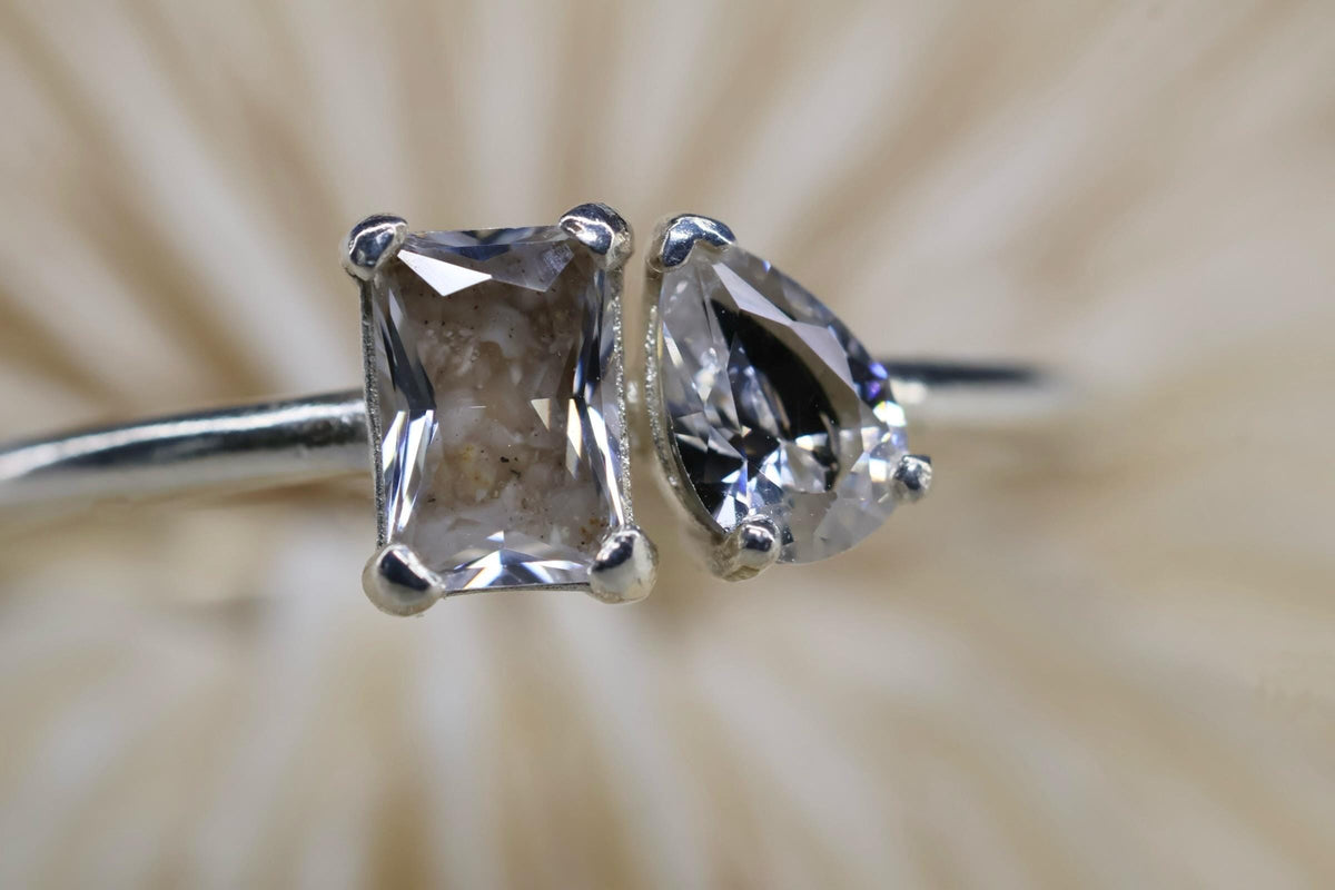 Toi et Moi Cremation Ashes and Fur/Hair Keepsake Ring
