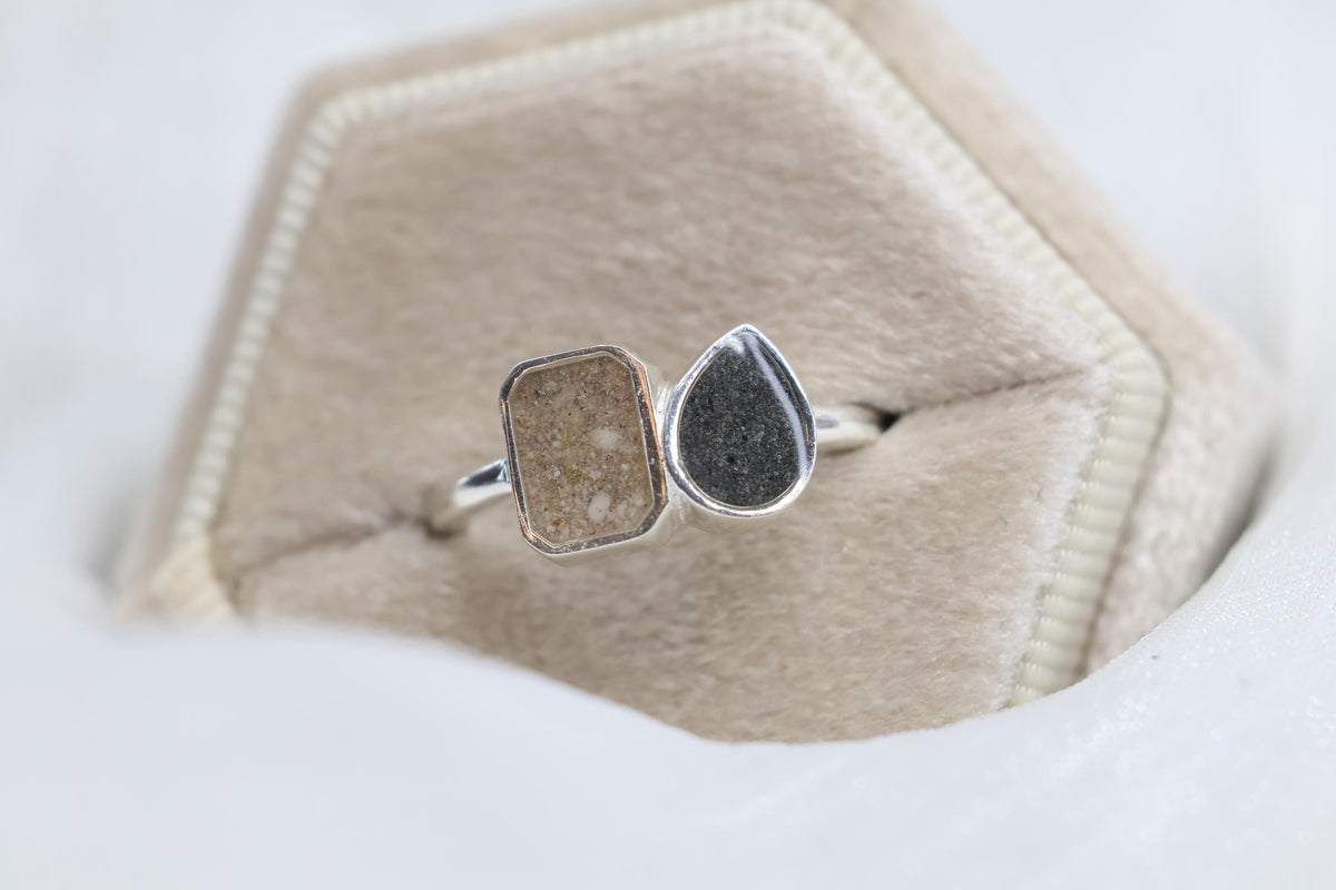 Toi et Moi Memorial Ring, Double Stone Ashes Ring