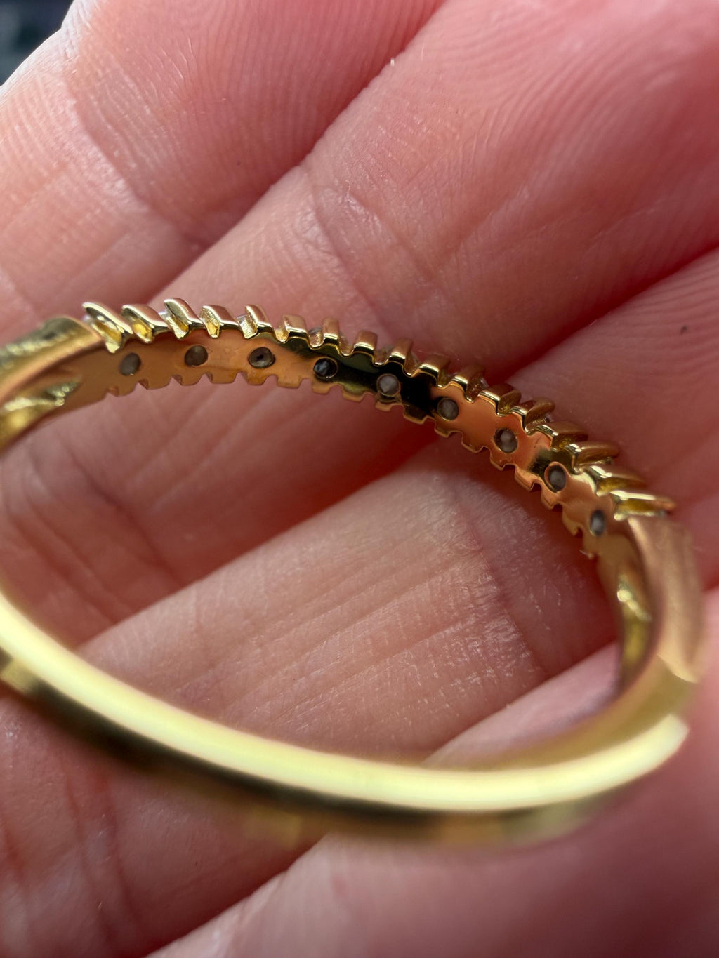 Cremation Ashes Tennis Ring, Half Eternity Band