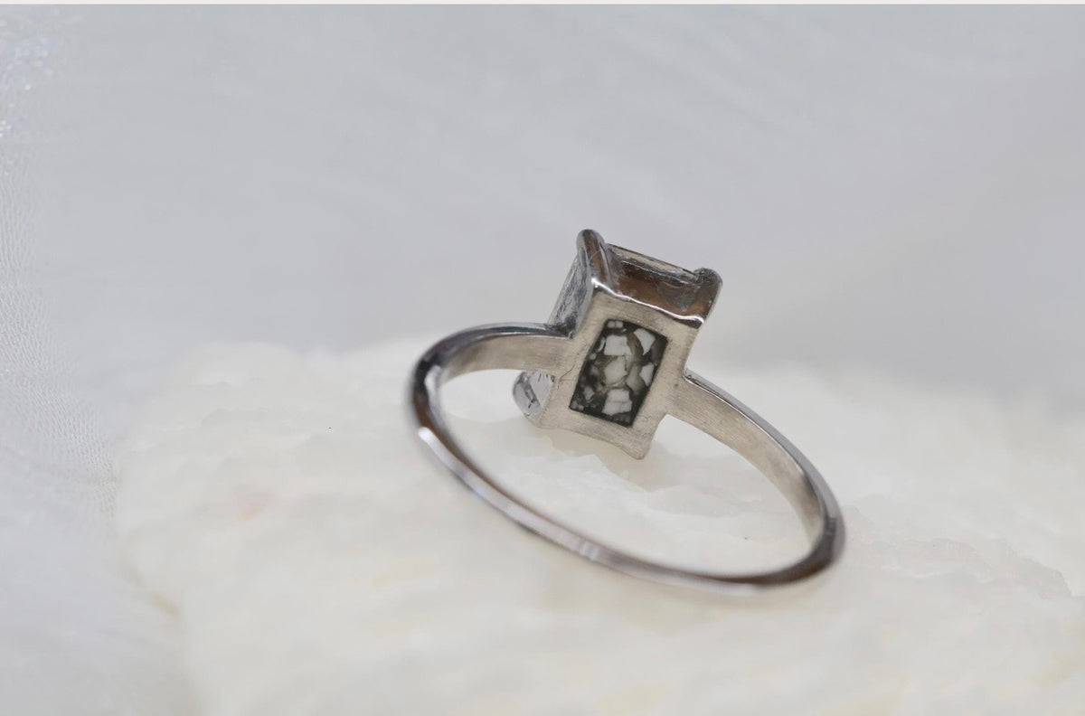 The Portrait 2 Carat Emerald Cut Cremation Ring