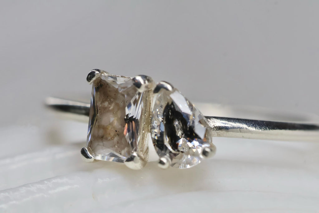 Toi et Moi Cremation Ashes and Fur/Hair Keepsake Ring