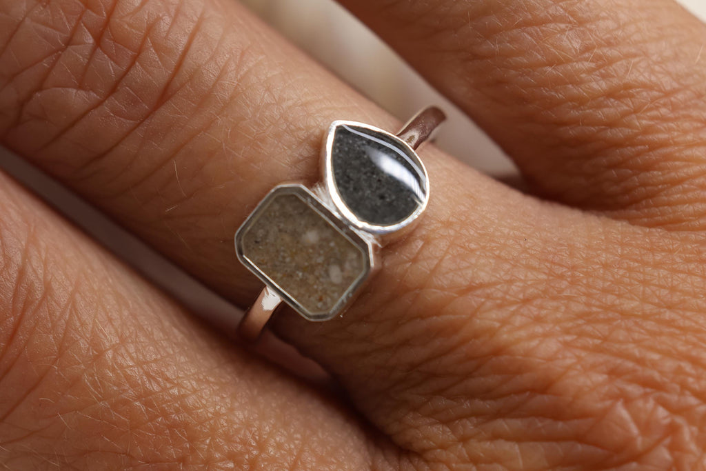 Toi et Moi Memorial Ring, Double Stone Ashes Ring