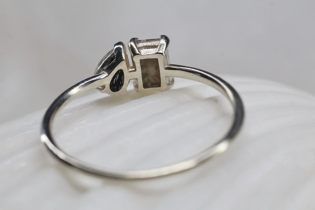 Toi et Moi Cremation Ashes and Fur/Hair Keepsake Ring