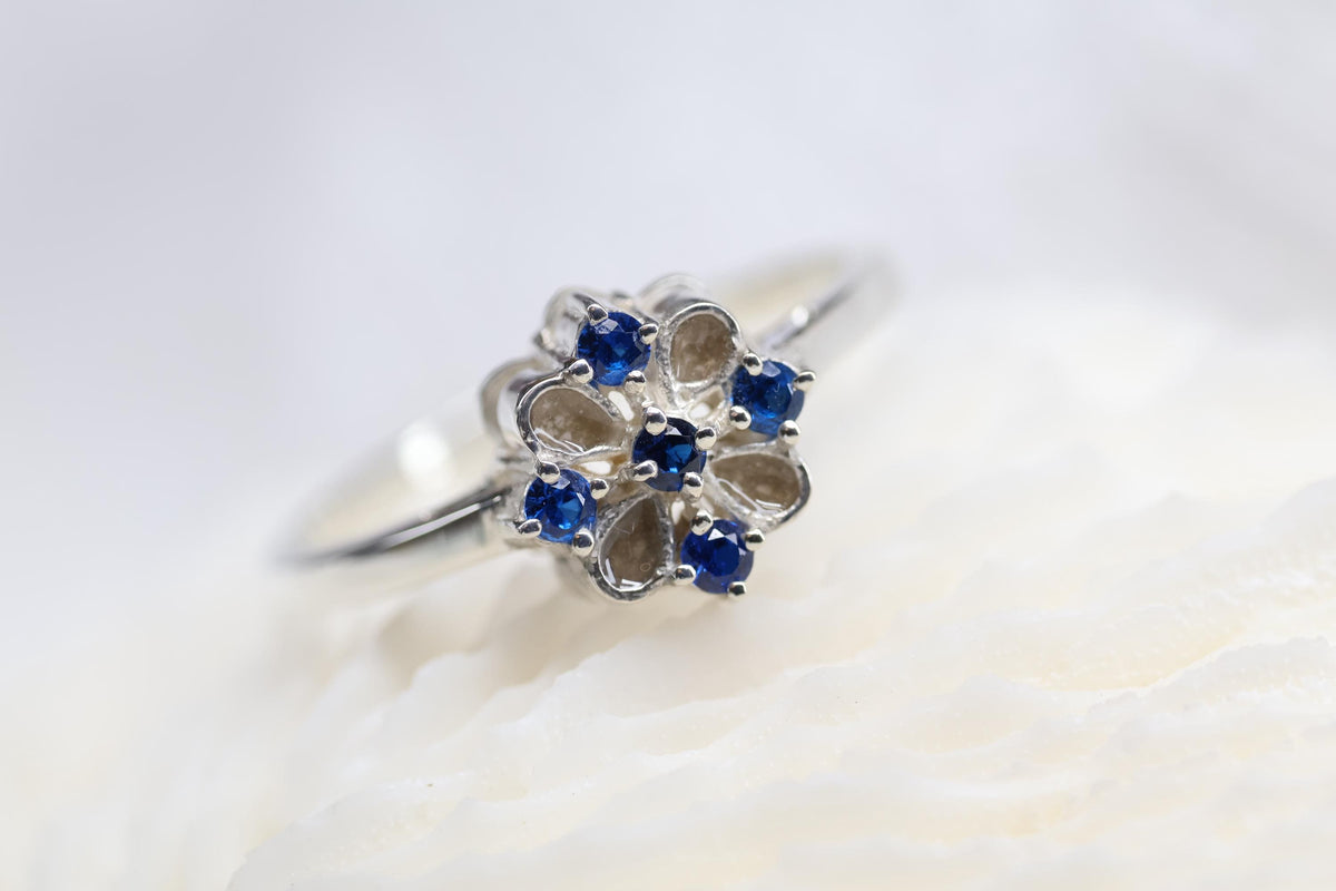 Cremation Petals Keepsake Ring, Vintage Inspired Memorial Jewelry
